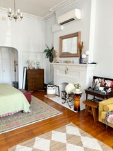 216 W Madison St in Baltimore, MD - Building Photo - Building Photo