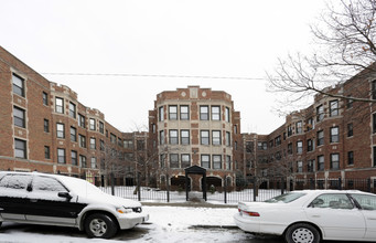 Bennett Apartments in Chicago, IL - Foto de edificio - Building Photo