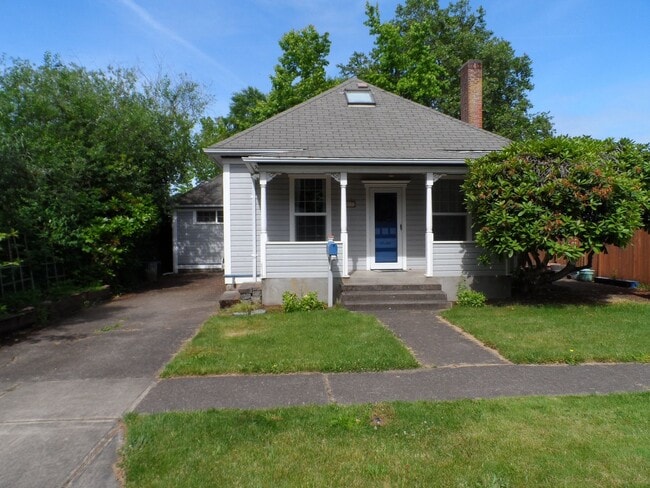property at 513 S Howard St