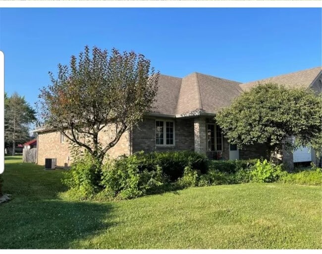 14125 W Katriene Dr, Unit 1 in Daleville, IN - Building Photo - Building Photo