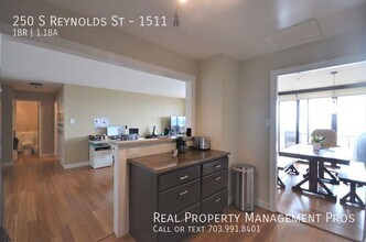 250 S Reynolds St in Alexandria, VA - Building Photo - Building Photo