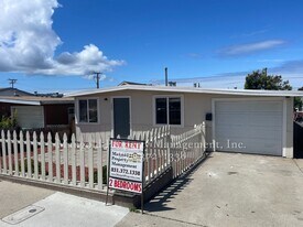 1833 Noche Buena St in Seaside, CA - Building Photo