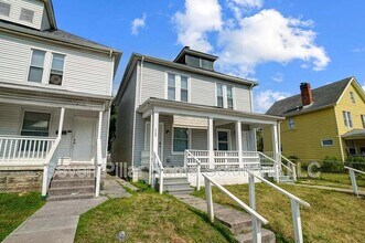 114 Dana Ave in Columbus, OH - Foto de edificio - Building Photo