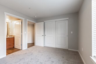 Rock Creek Ridge in Happy Valley, OR - Foto de edificio - Interior Photo