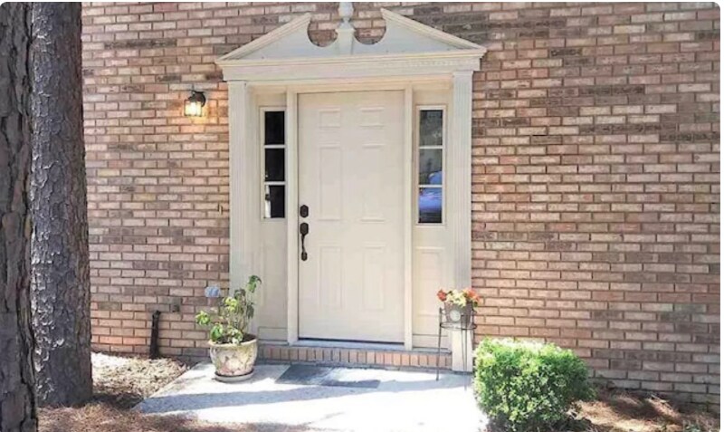 10107 Vixen Pl in Pensacola, FL - Building Photo