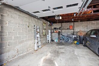 36 Windsor St in Arlington, MA - Building Photo - Building Photo