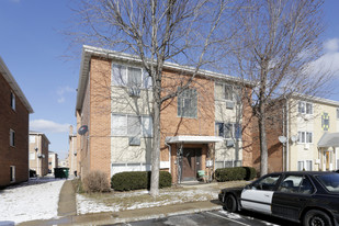 9226 Sally Ln Apartments