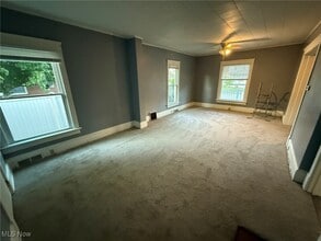 460 2nd St NW in New Philadelphia, OH - Building Photo - Building Photo