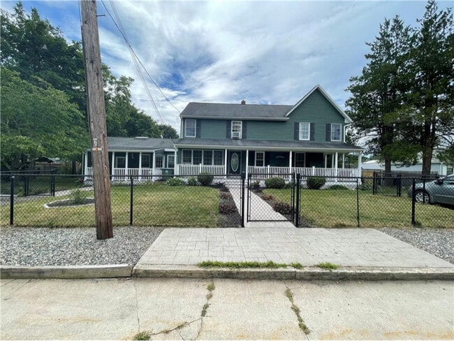 property at 580 Old Main St