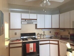 59 Lindsey Ct in Franklin Park, NJ - Building Photo - Building Photo