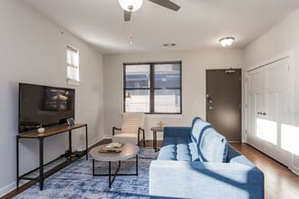 1016 18th Ave S in Nashville, TN - Building Photo - Building Photo