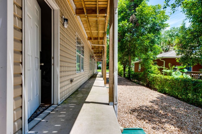 1329 Nylic St in Tallahassee, FL - Building Photo - Building Photo