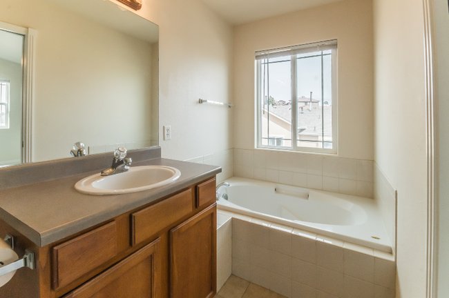 2225 Stepping Stones Way in Colorado Springs, CO - Building Photo - Building Photo