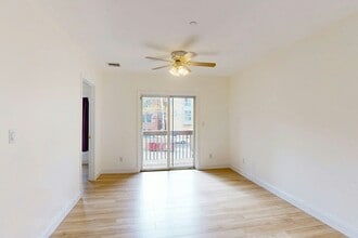 111 W 8th St in Boston, MA - Building Photo - Building Photo