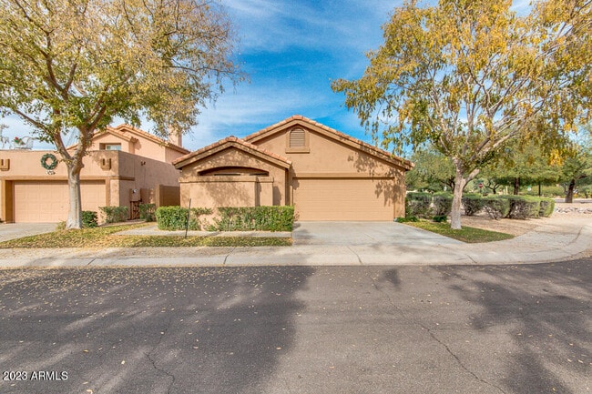 property at 9526 E Wood Dr