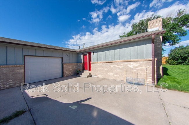 249 Miller Ln in Cheyenne, WY - Building Photo - Building Photo