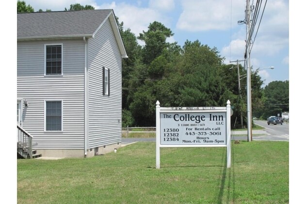 12380 Somerset Ave in Princess Anne, MD - Foto de edificio - Building Photo