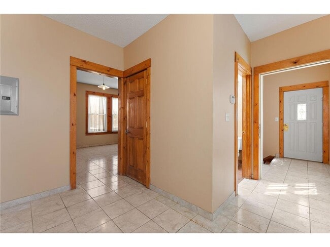 property at 1064 Magnolia Ave E