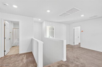 4727 Mystic Quartz Ct in Las Vegas, NV - Building Photo - Building Photo