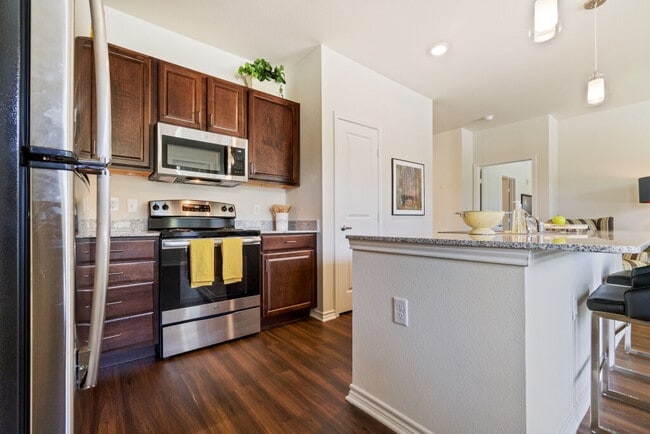 Auberge of Tyler in Tyler, TX - Foto de edificio - Building Photo