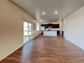 898 N Garnet Creek Ave in Star, ID - Building Photo - Building Photo