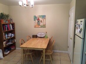 284 E 600 N in Provo, UT - Foto de edificio - Building Photo