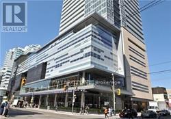 80-1680 John St in Toronto, ON - Building Photo