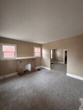 4377 Saint Lawrence Ave, Unit 1 in Cincinnati, OH - Foto de edificio - Building Photo