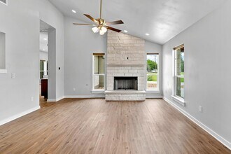 100 Bryson Bend in Liberty Hill, TX - Building Photo - Building Photo