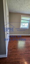 5403 Illinois Ave in Nashville, TN - Building Photo - Building Photo