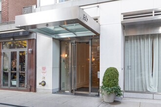 1644 2Nd Avenue in New York, NY - Foto de edificio - Building Photo