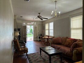 2019 Lowerline St, Unit 2019 in New Orleans, LA - Building Photo