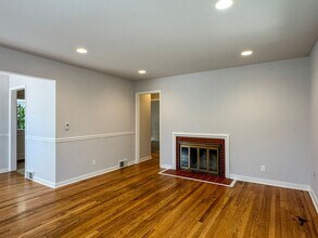 3416 NE 80th St in Seattle, WA - Building Photo - Building Photo