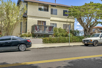 629 S Catalina Ave in Redondo Beach, CA - Building Photo - Building Photo