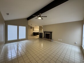 2202 Alazan Dr in Corpus Christi, TX - Building Photo - Building Photo