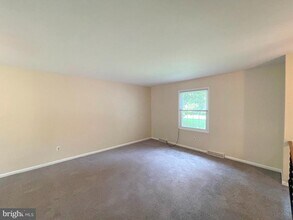 40865 Spring House Ln in Leonardtown, MD - Building Photo - Building Photo