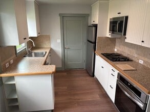 365 King St S in Salem, OR - Building Photo - Building Photo