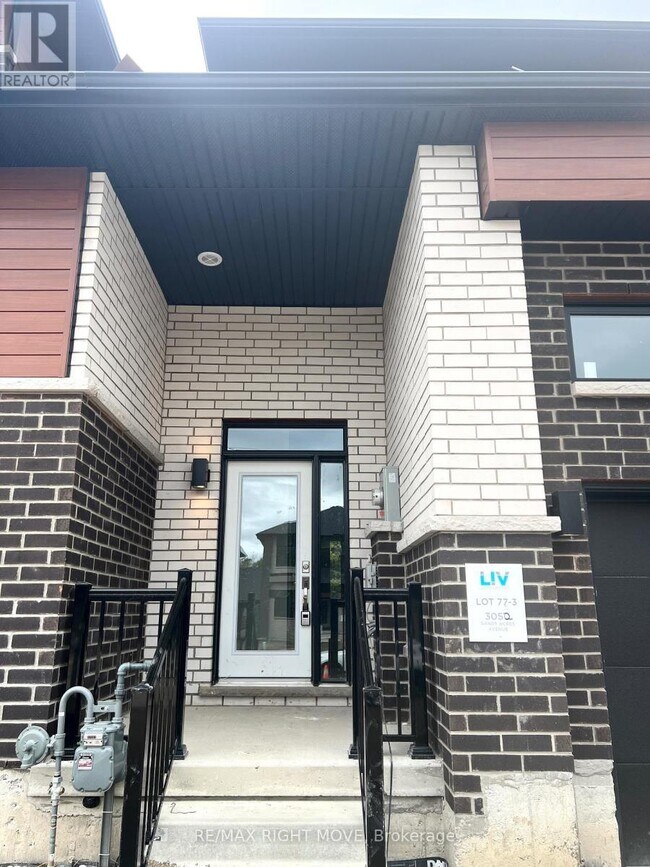 3052 Sandy Acrs Ave in Severn, ON - Building Photo - Building Photo