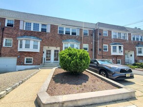 102 Sycamore Rd in Jersey City, NJ - Building Photo - Building Photo