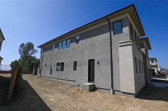 20552 Edgewood Ct in Los Angeles, CA - Building Photo - Building Photo