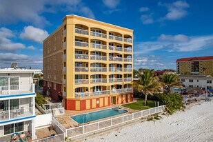 Ocean 12 in St. Petersburg, FL - Building Photo