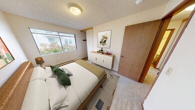 LIVE IN THE HEART OF THE GREENWOOD RETAIL CORE! in Seattle, WA - Building Photo - Building Photo