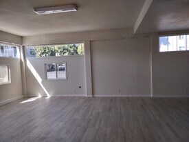 401 Green St, Unit 401 Green Apartment in Martinez, CA - Building Photo