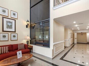 4115 Pine Heights Dr NE in Atlanta, GA - Building Photo - Building Photo