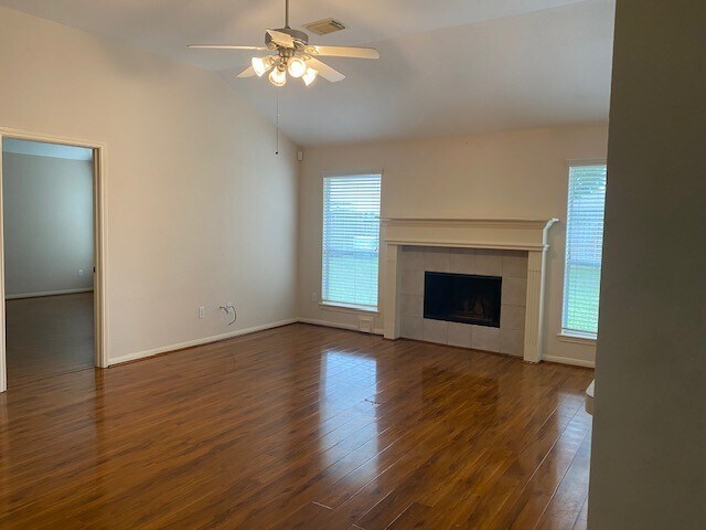 6519 Greenhouse Rd in Katy, TX - Building Photo