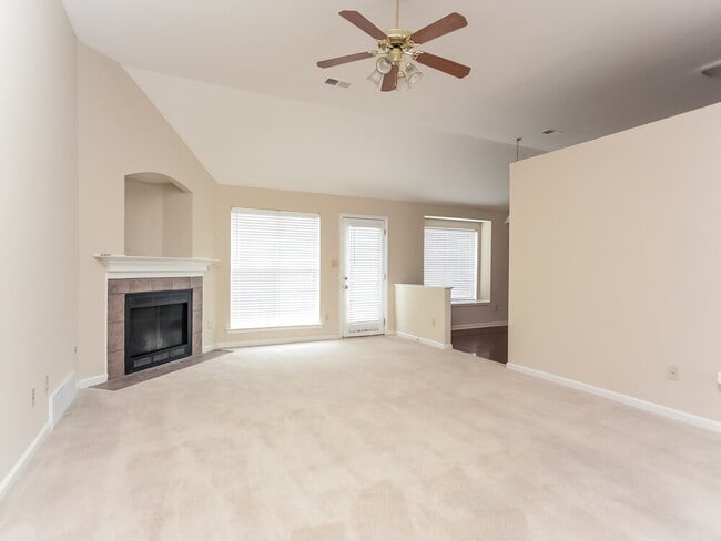 5408 Hidden Meadows Dr in Arlington, TN - Building Photo - Building Photo