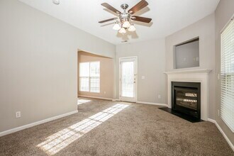 4449 Snowcrest Ln in Raleigh, NC - Building Photo - Building Photo