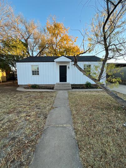 2407 31st St in Lubbock, TX - Building Photo