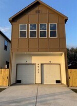 4923 Pederson St in Houston, TX - Building Photo