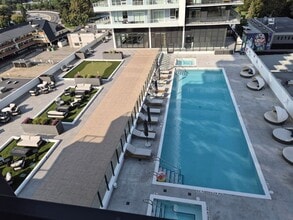 1660 Water St in Kelowna, BC - Building Photo - Building Photo